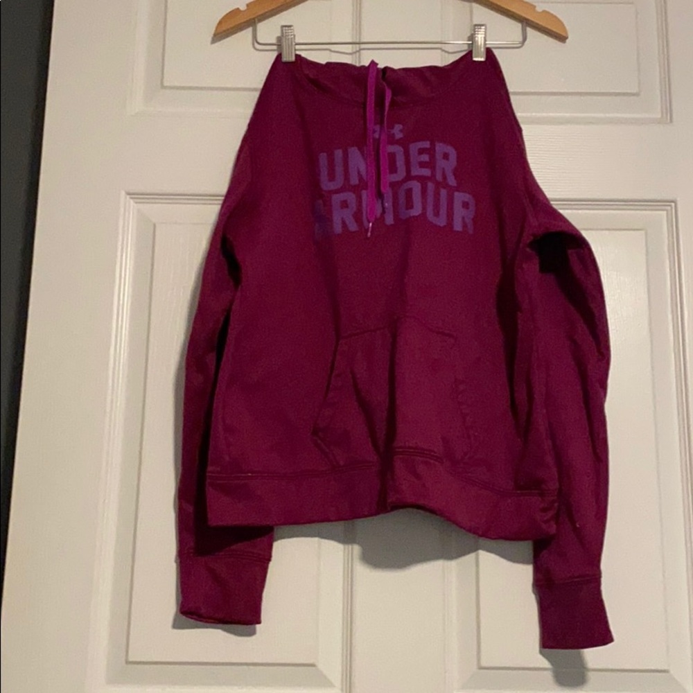 🎉EUC Under Armour Hoodie
